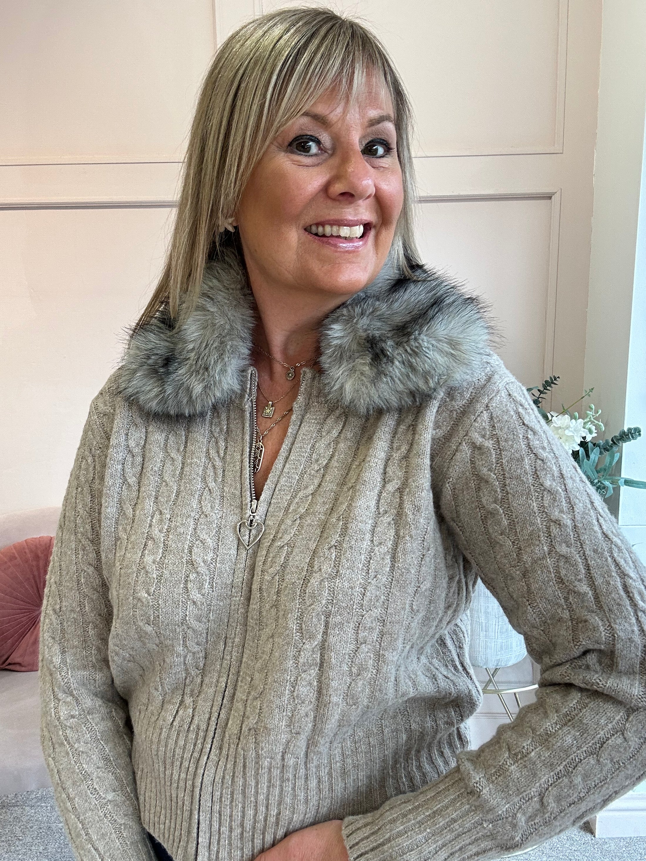 Faux Fur Collar On Zip Cardigan- Oatmeal