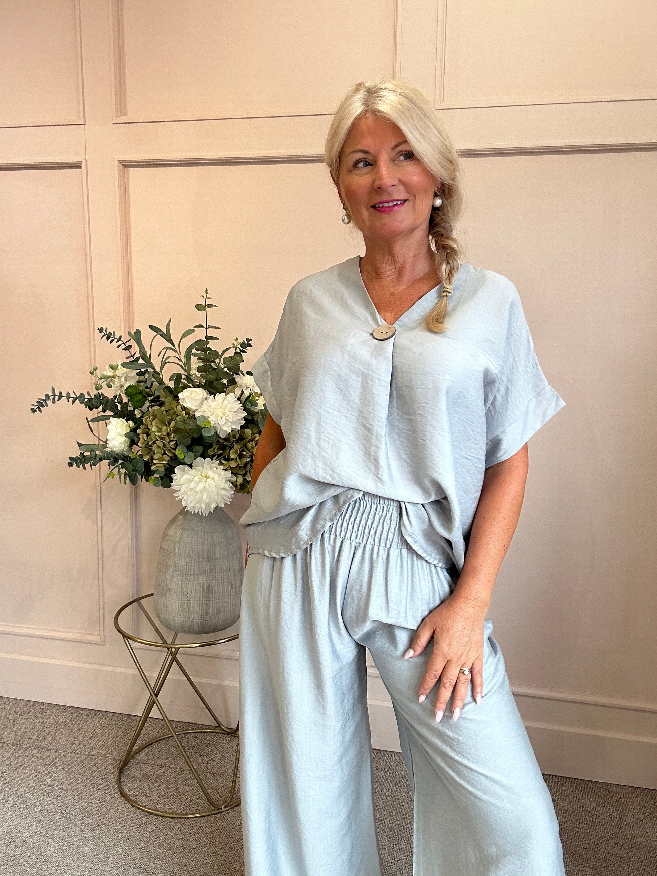 Wide Leg Pants & V Neck Top - Grey One Size