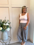 Load image into Gallery viewer, Scalloped Edged Vest Top - Pale Pink
