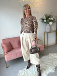Load image into Gallery viewer, Fitted Sequin Top - Leopard

