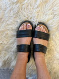 Load image into Gallery viewer, Sadie Textured Soft Sandal - Black
