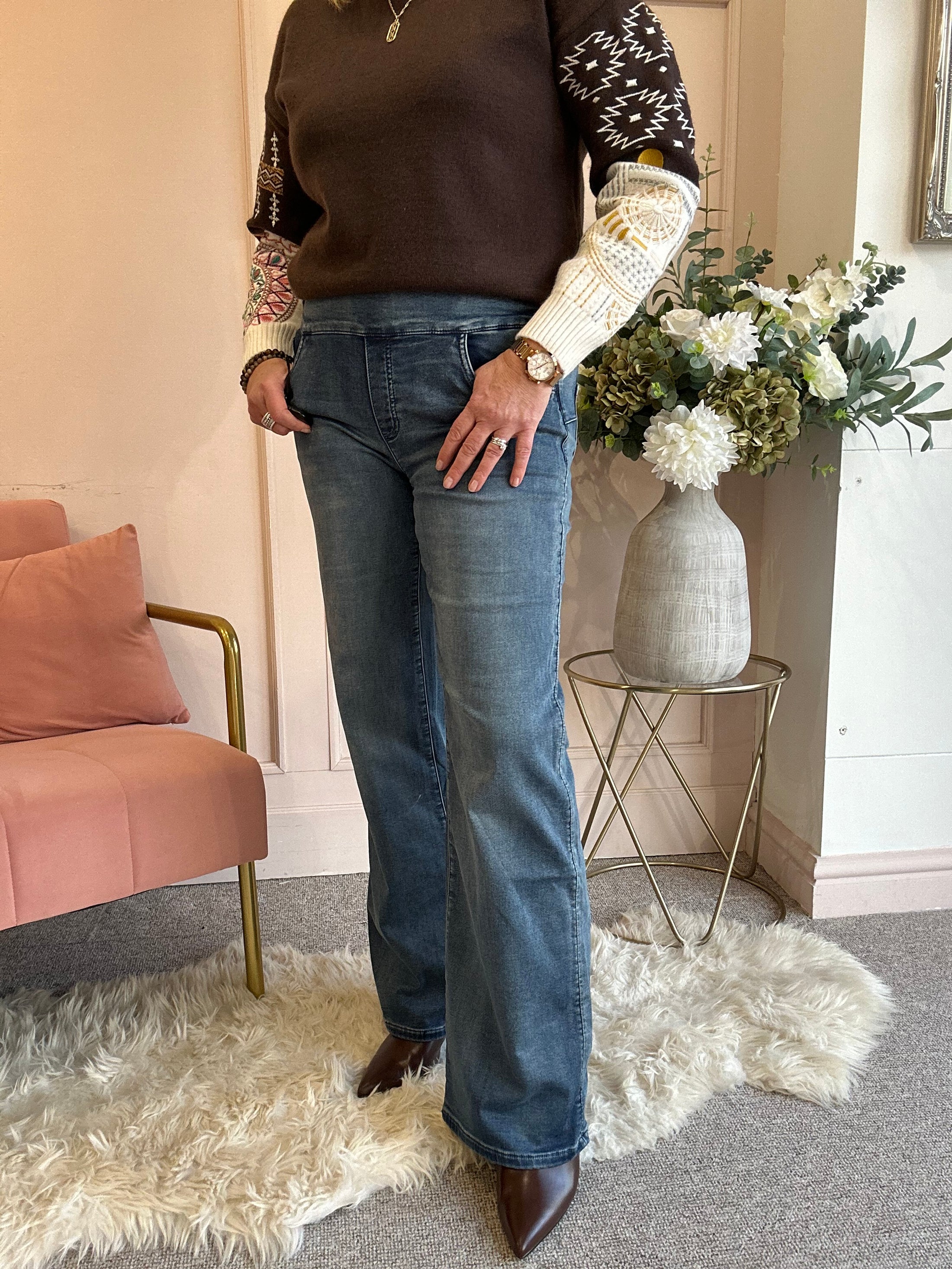 Wide Leg Jegging Style Jeans- Blue