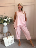 Load image into Gallery viewer, Floaty sleeveless Top Gingham - Pale Coral
