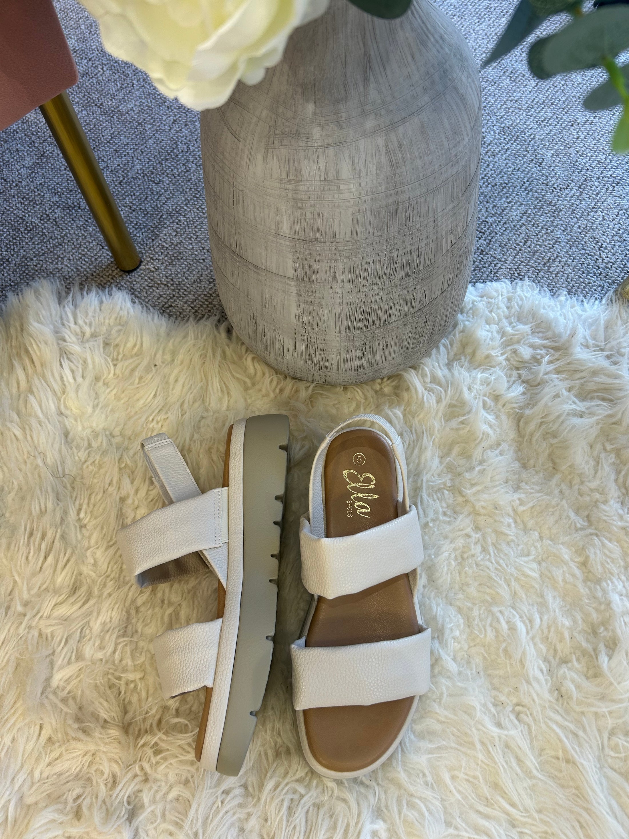 Sadie Textured Soft Sandal - Cream