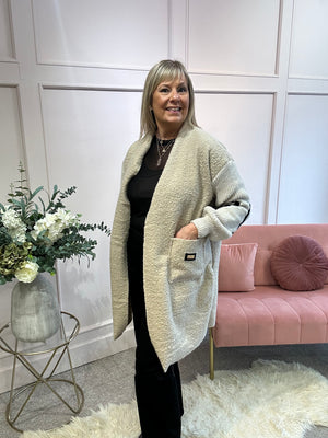 Love Jacket - Beige