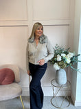 Load image into Gallery viewer, Faux Fur Collar On Zip Cardigan- Oatmeal
