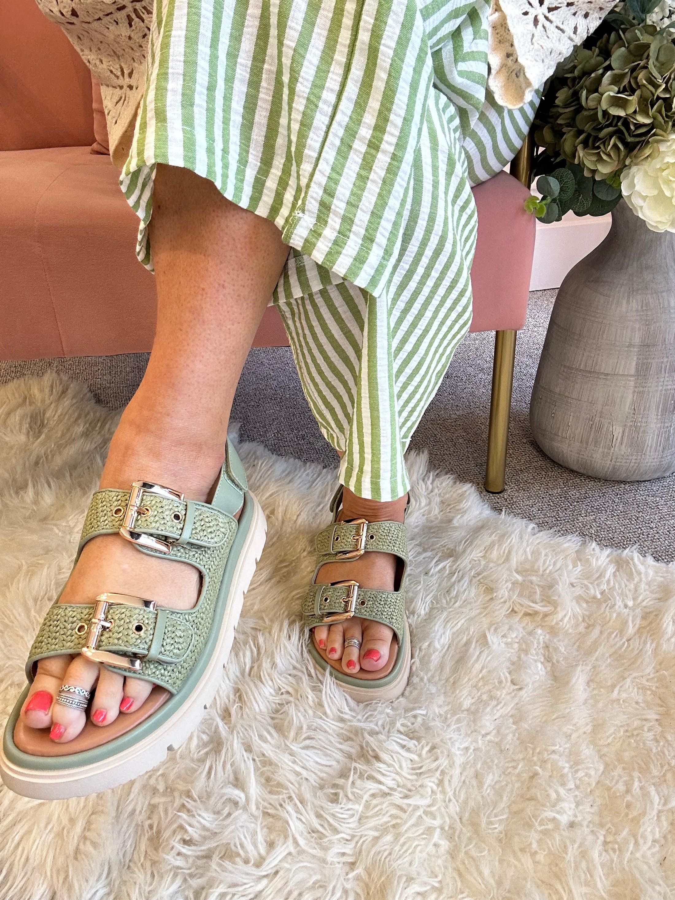 Slone Buckle & Weave Sandal - Olive