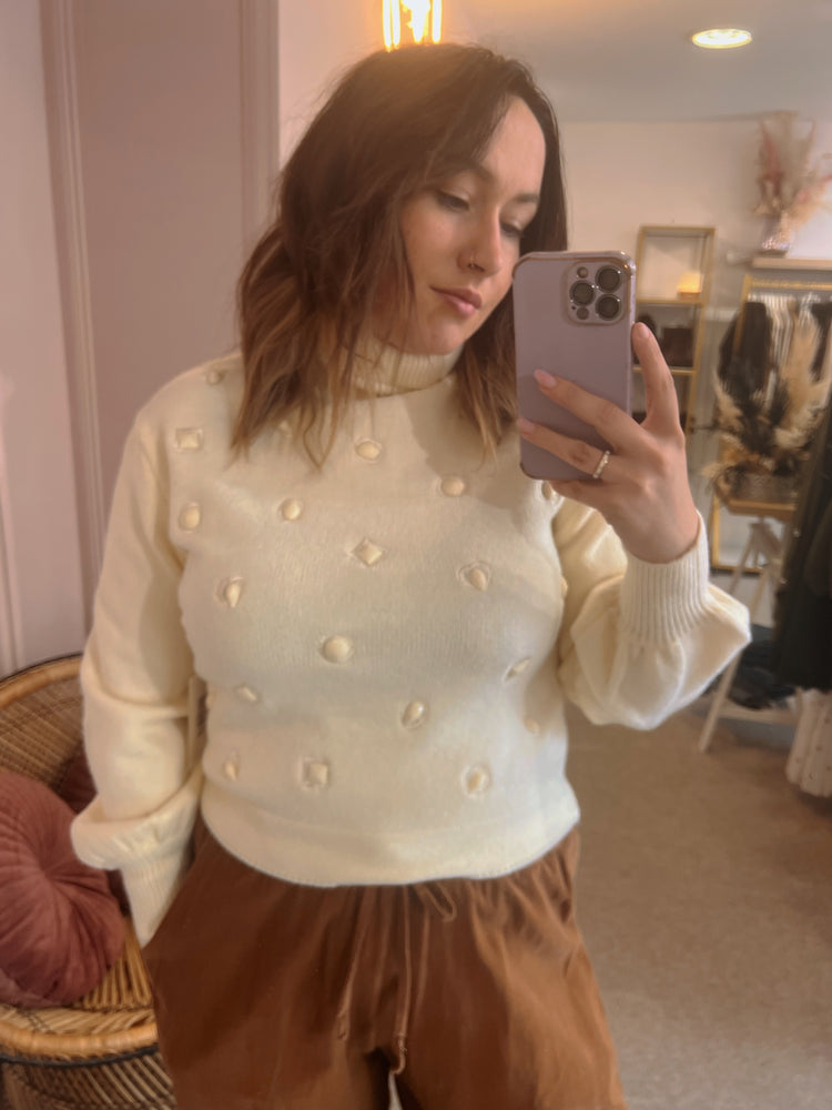 
            
                Load image into Gallery viewer, Crystal Embellished Jumper - Cream
            
        