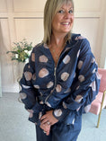 Load image into Gallery viewer, Bold Spot Zip Hoody Jacket - Navy/Pink
