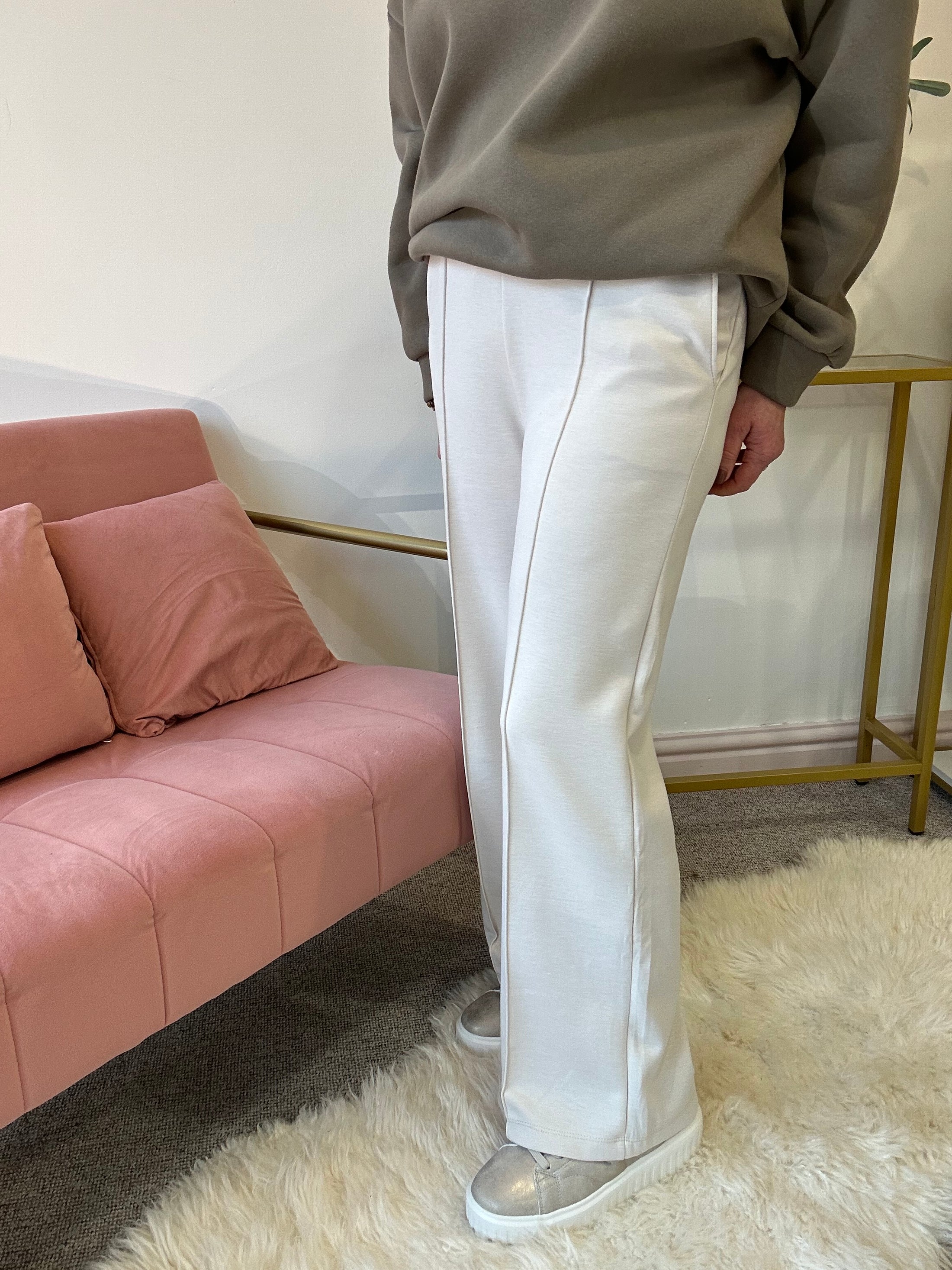 Comfy Lounge Pant - Cream - Wardrobe By Simone