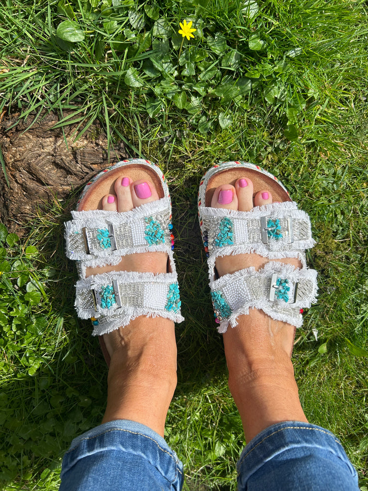 Bead Weave Band Mule - White