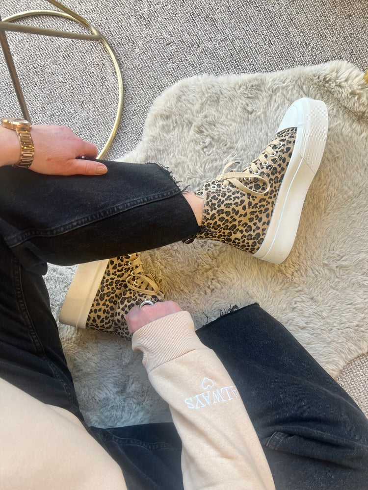
            
                Load image into Gallery viewer, Heart High Top Trainer - Leopardj - Wardrobe By Simone
            
        