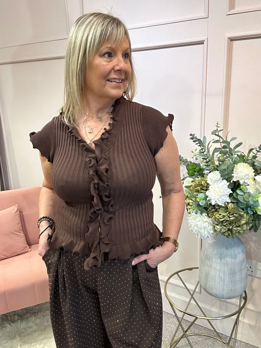 Cute Frill Edge Ribbed Knit Top - Brown