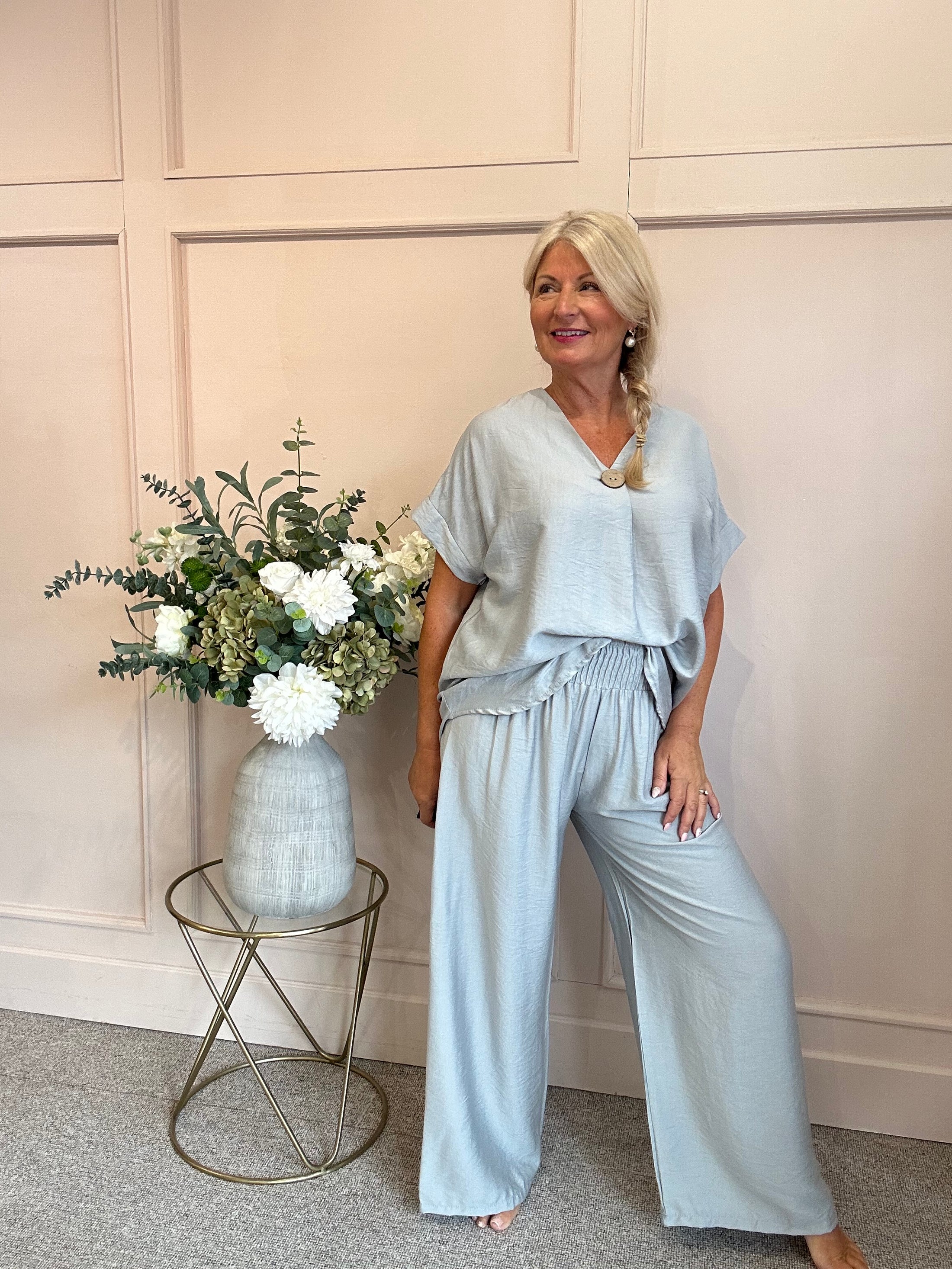 Wide Leg Pants & V Neck Top - Grey One Size