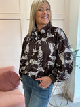 Load image into Gallery viewer, Leopard Jacket/Shirt - Brown
