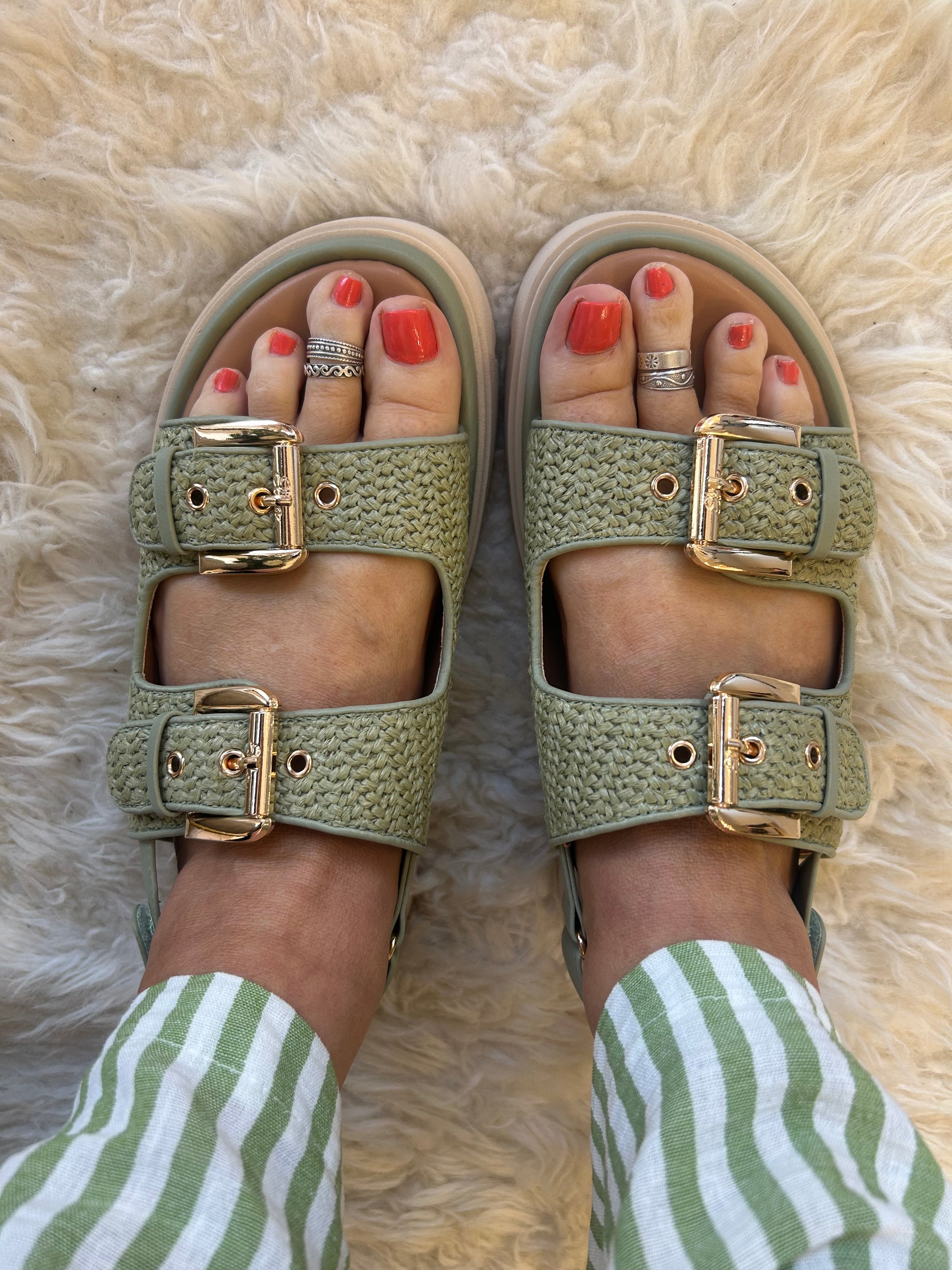 Slone Buckle & Weave Sandal - Olive