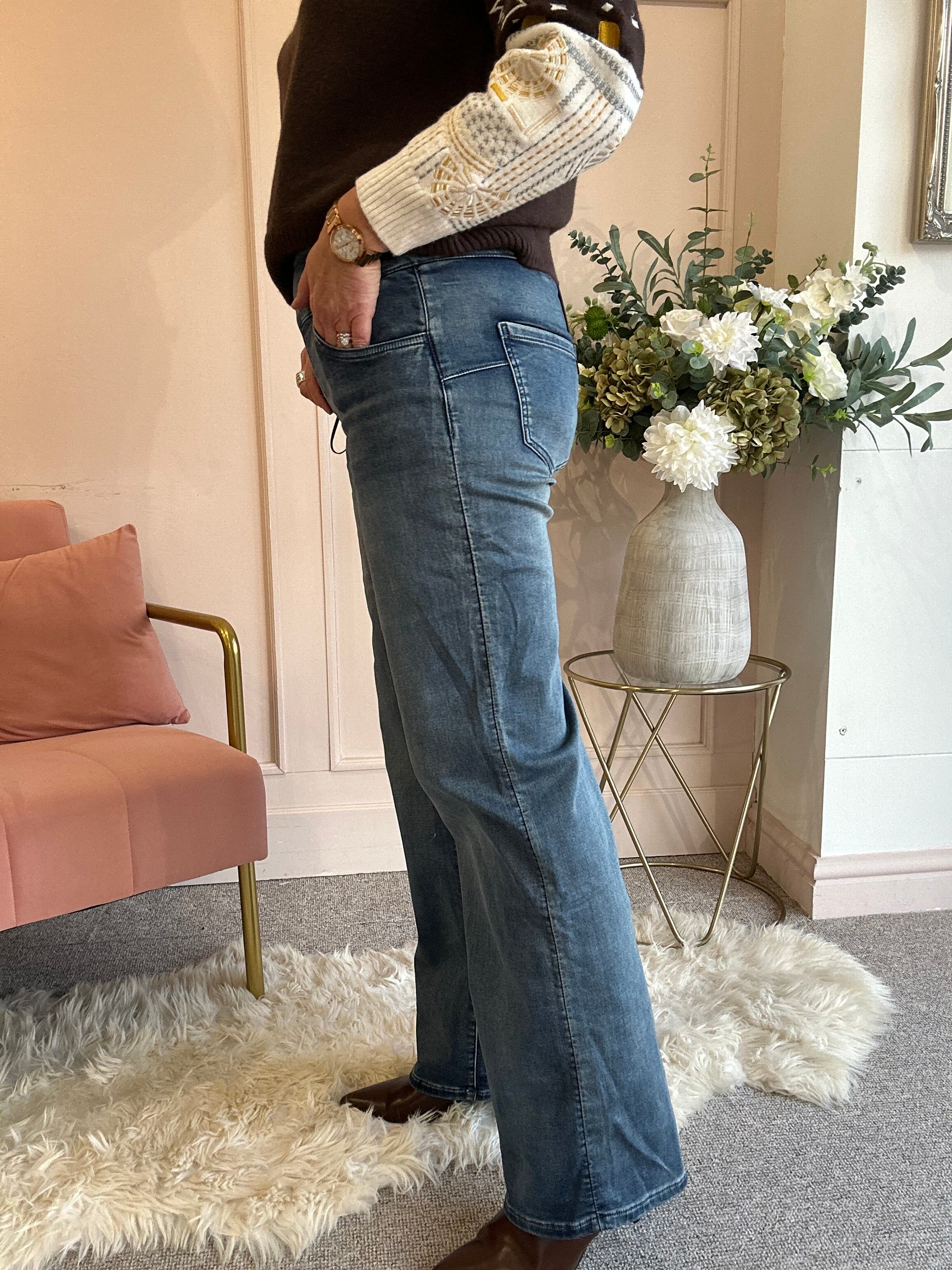 Wide Leg Jegging Style Jeans- Blue