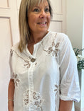Load image into Gallery viewer, Pretty Applique Flower Shirt  - White - Wardrobe By Simone
