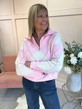 Load image into Gallery viewer, Diamond Pattern Zip Jumper - Candy Pink/Cream
