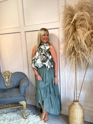 Ruffle sleeveless blouse - Green/cream - Wardrobe By Simone