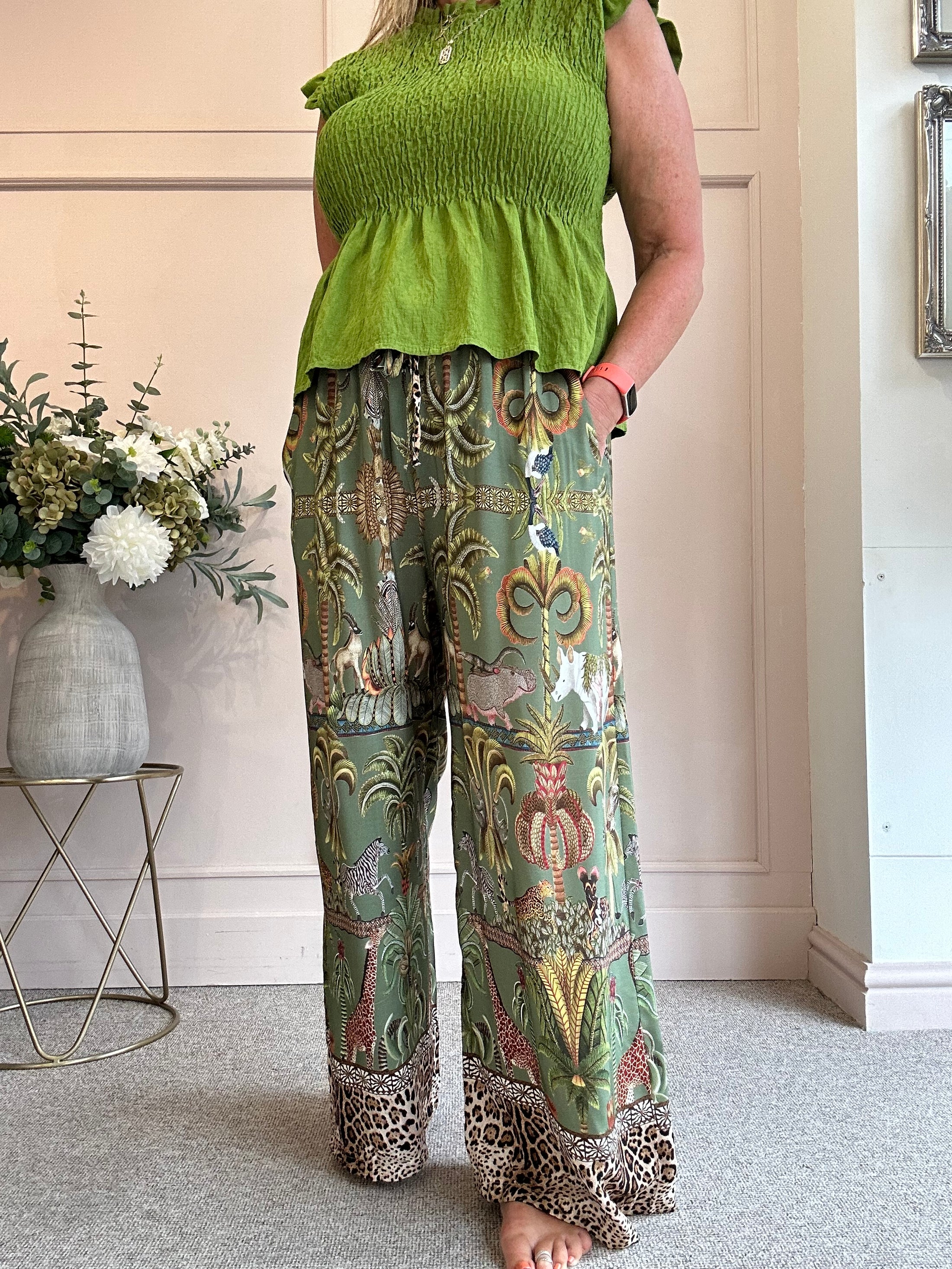In The Jungle Wide Leg Trouser - Khaki