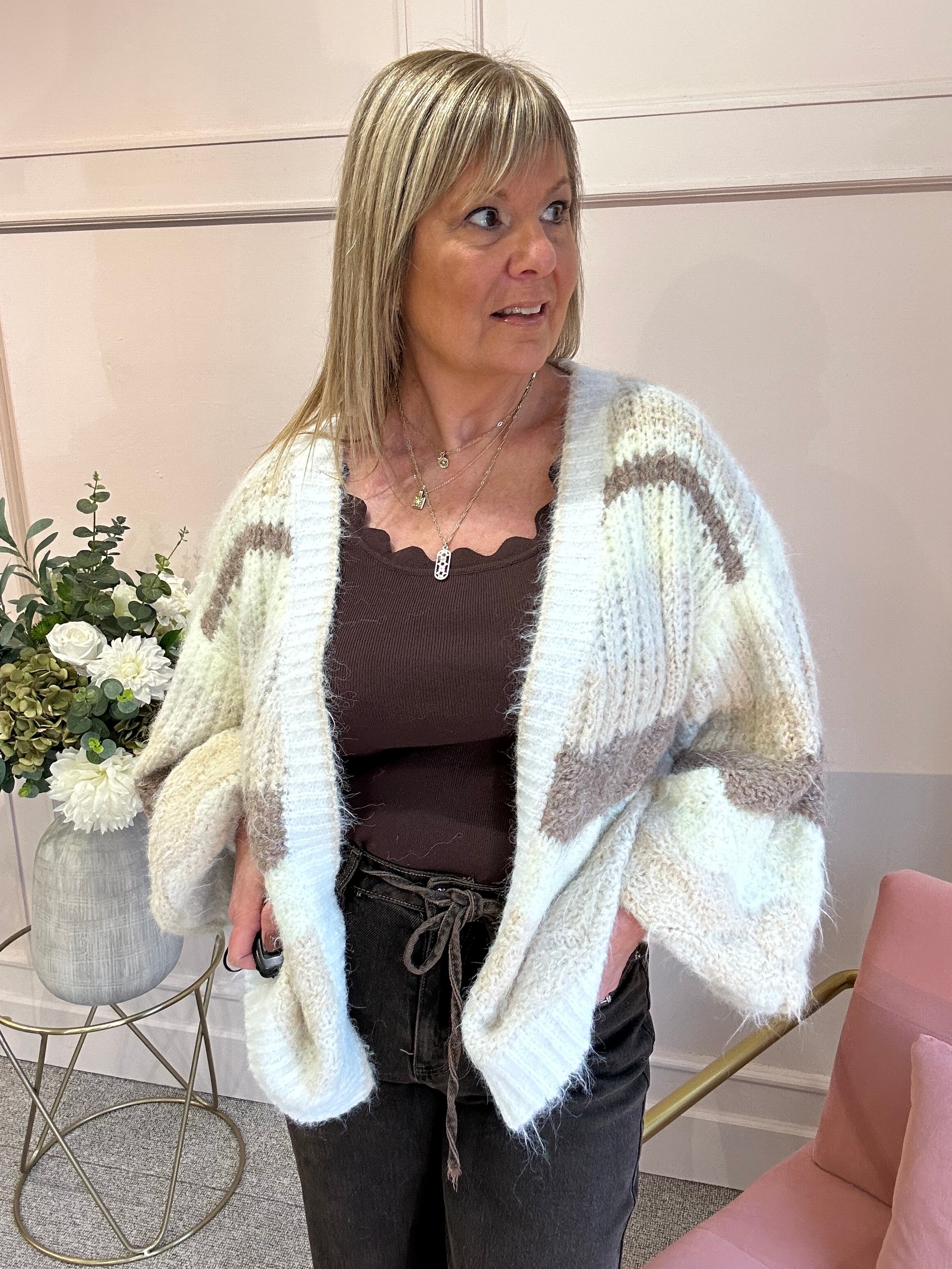 Cardigan - Beige/Cream