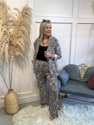 Oversized Jacket & Trouser Set - Black/Beige