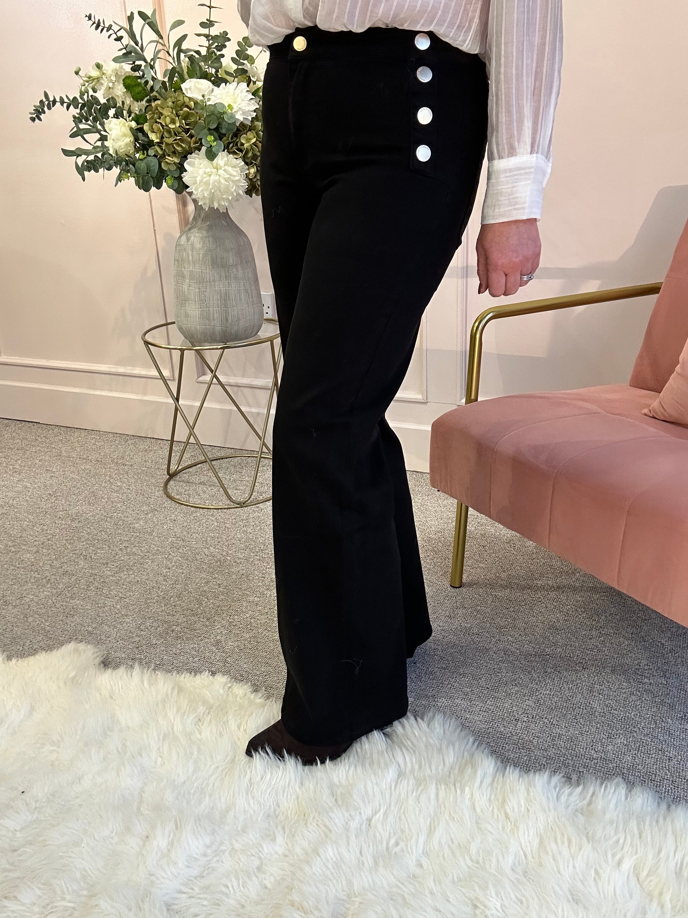 Wide Leg gold Button Jeans - Black