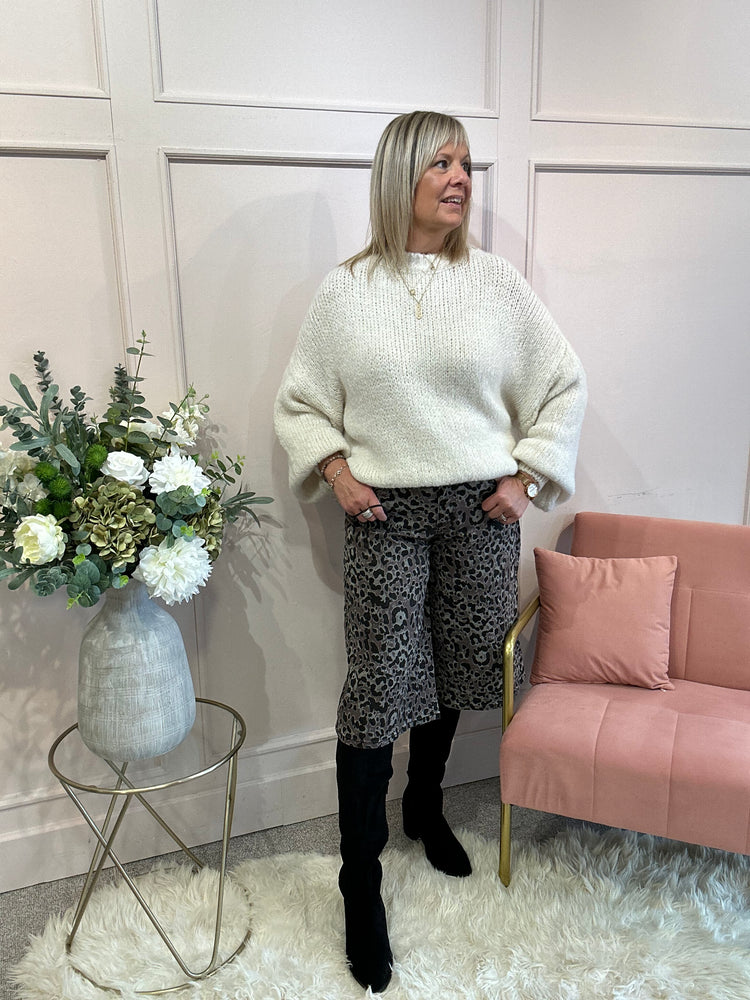 Chunky Knitted Jumper - Cream