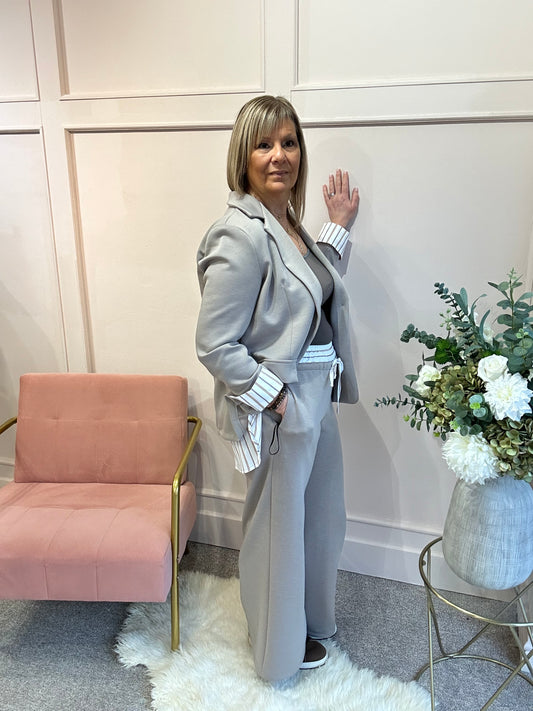 Blazer And Trouser Set - Beige