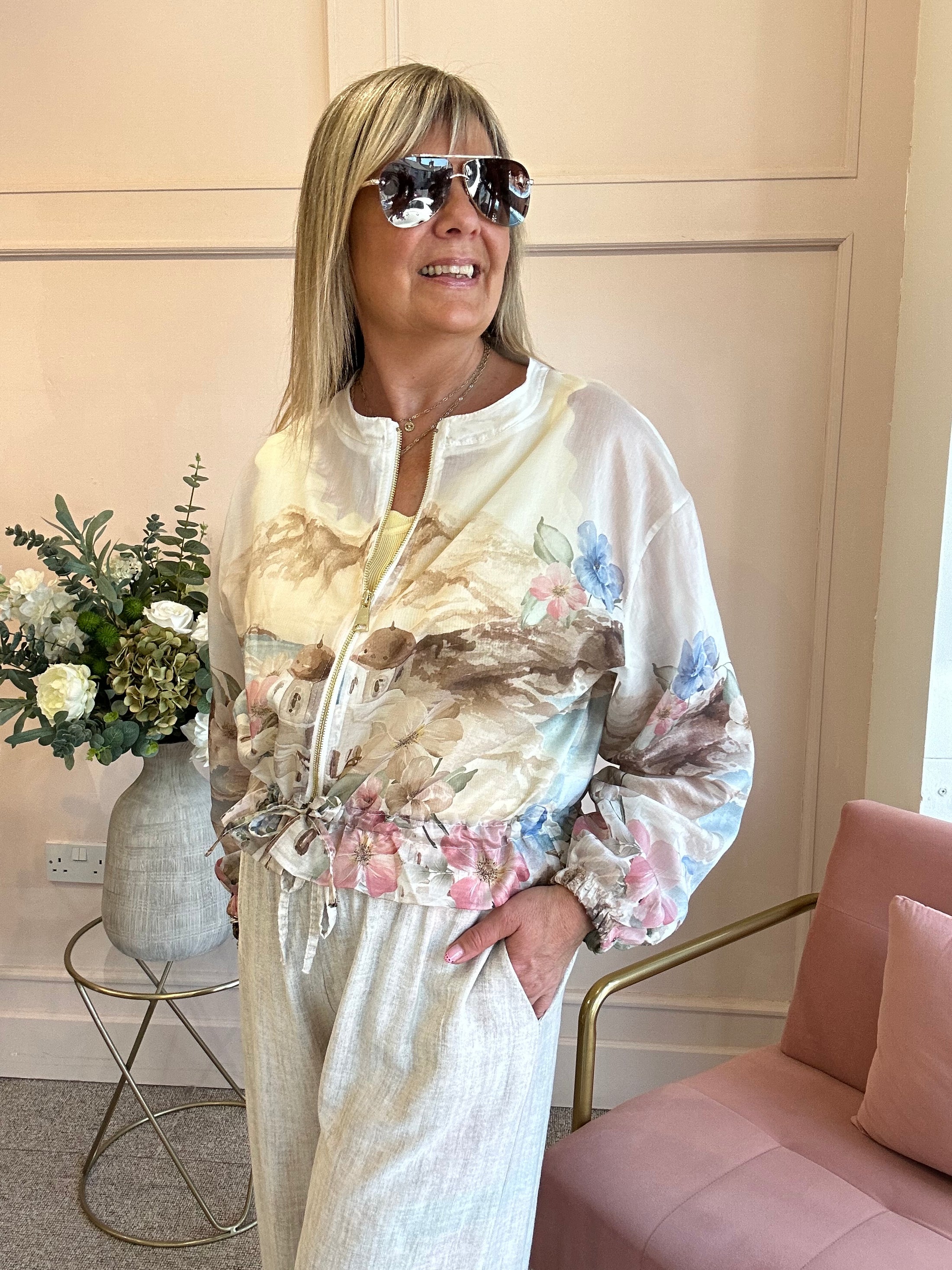 Santorini In Bloom Zip Jacket - Cream/Browns