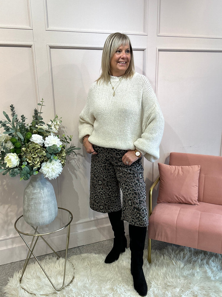 Chunky Knitted Jumper - Cream