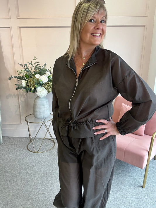 Lightweight Zip Jacket - Brown