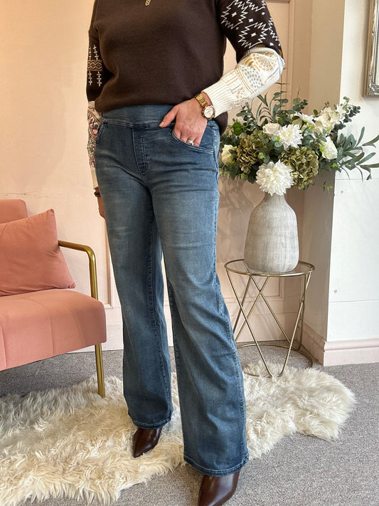 Wide Leg Jegging Style Jeans- Blue