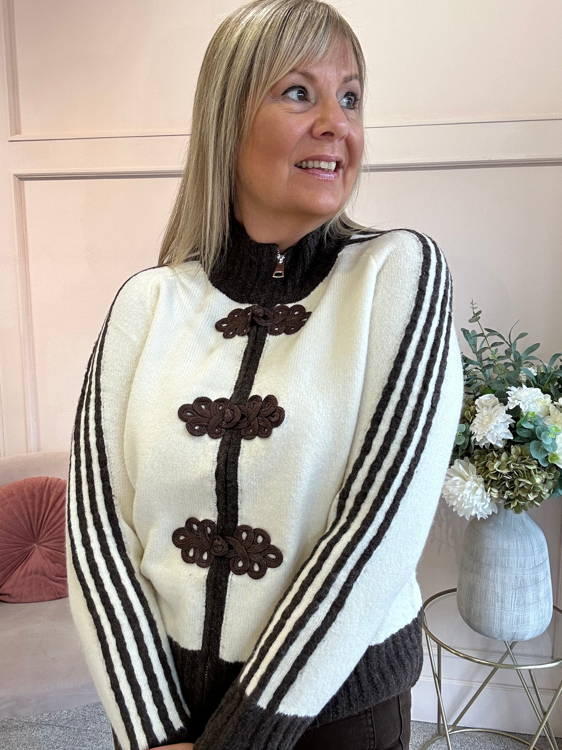 Mandarin Detailed Zip Cardigan - Cream/Brown