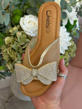 Load image into Gallery viewer, Diamante Bow Slider - Gold - Wardrobe By Simone
