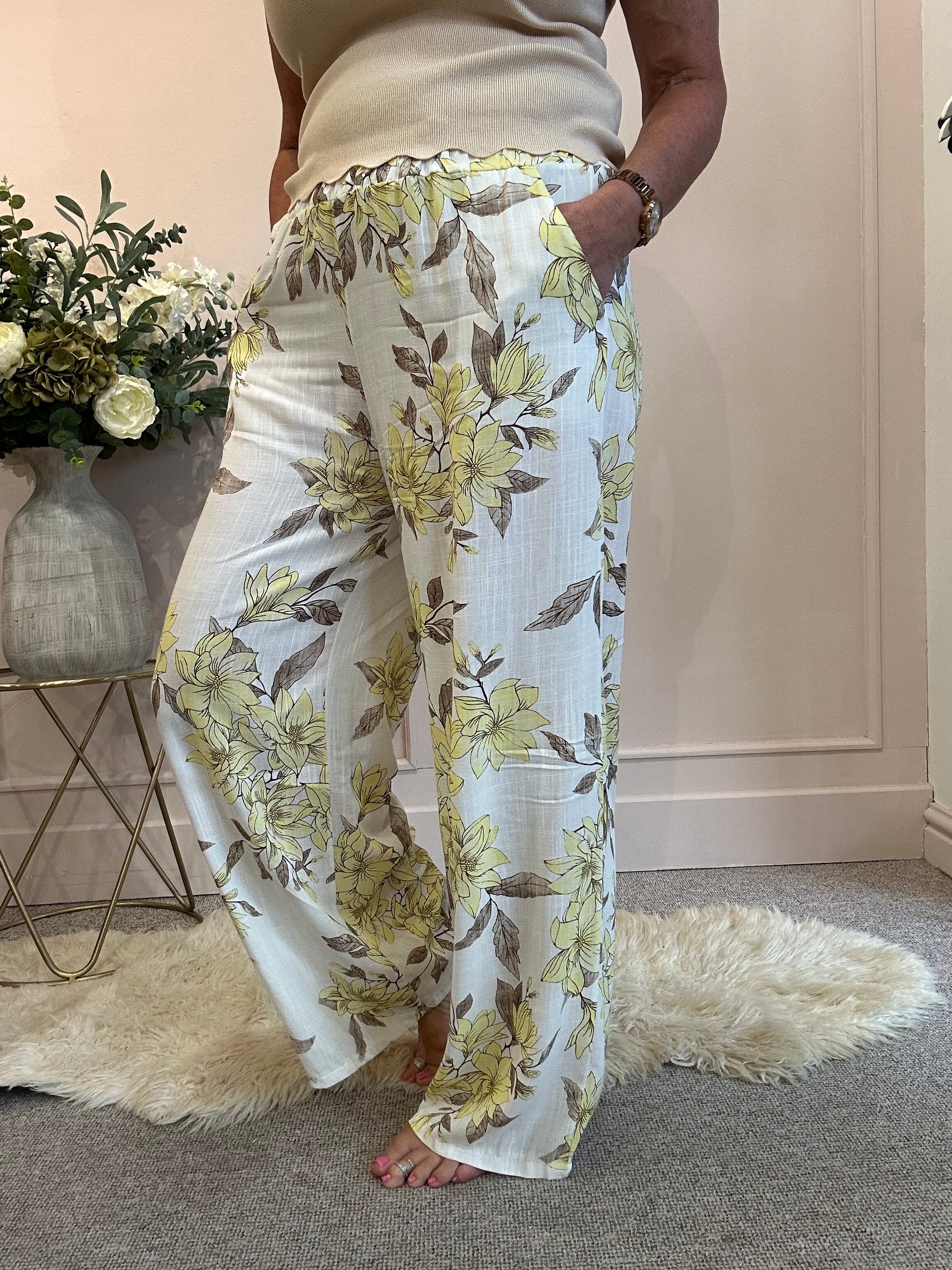 Summer Floral Trouser - Cream/Yellow