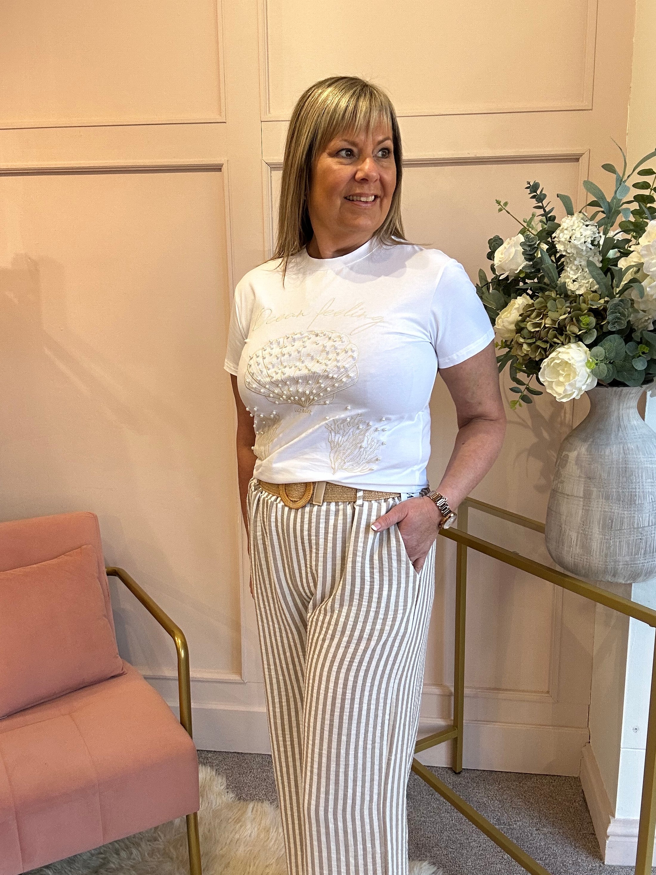 Ocean Feeling T-Shirt - White - Wardrobe By Simone