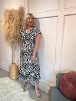 Summer Zebra Maxi Dress - Black/Cream