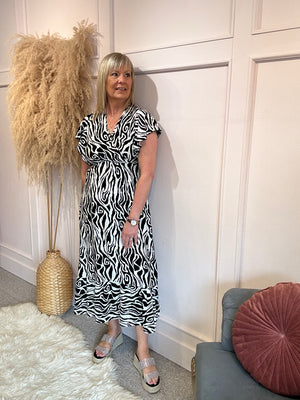 Summer Zebra Maxi Dress - Black/Cream