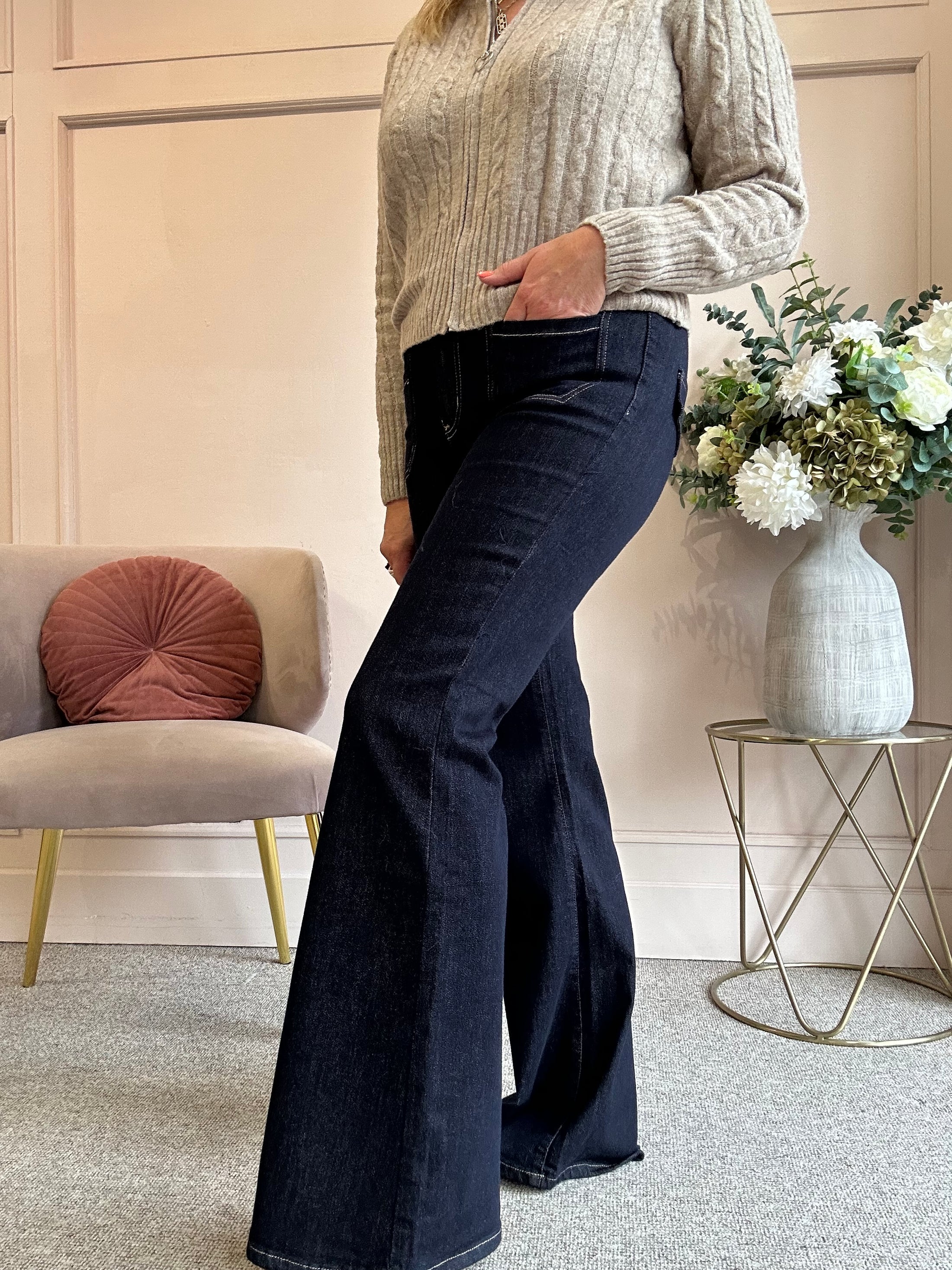 Flare Indigo Jeans - Dark Blue