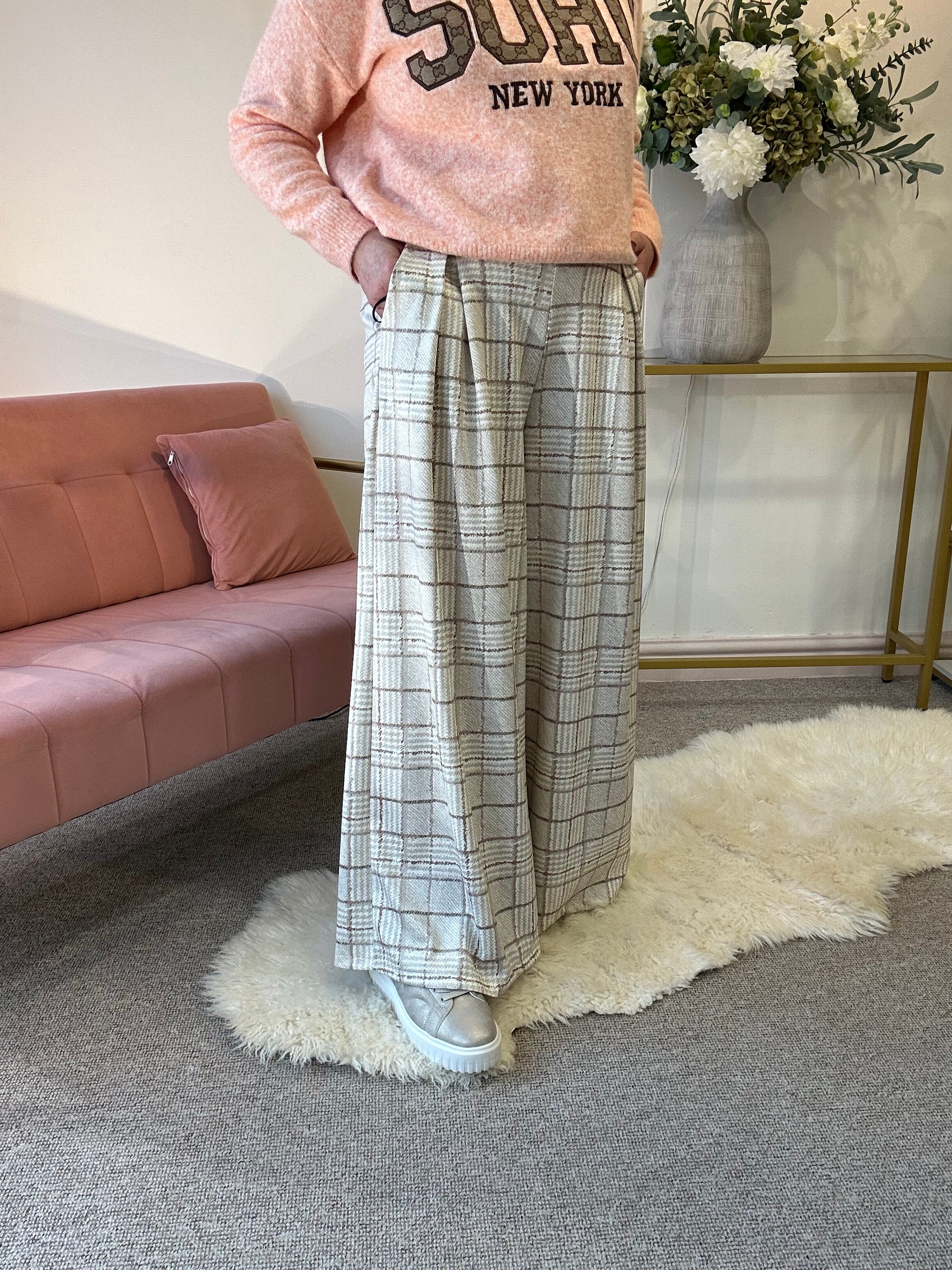 Checked Pleated Wide Pant - Cream/Beige - Wardrobe By Simone