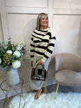 Load image into Gallery viewer, Bold Stripe Jumper - Cream/Black
