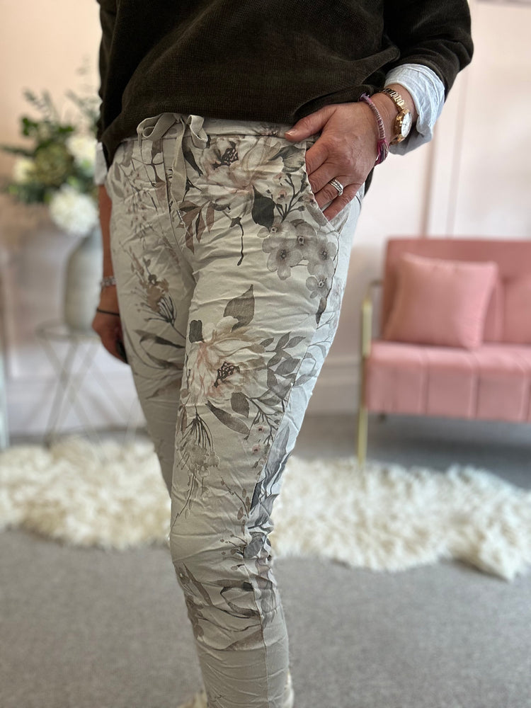 Autumnal Blossom Magic Pant - Cream/Beige - Wardrobe By Simone