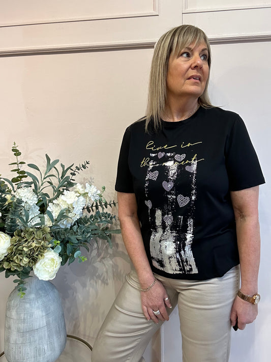 Live In The Moment T-Shirt - Black - Wardrobe By Simone