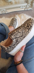 Load image into Gallery viewer, Laceless Platform Sole Trainer - Snake Print - Wardrobe By Simone
