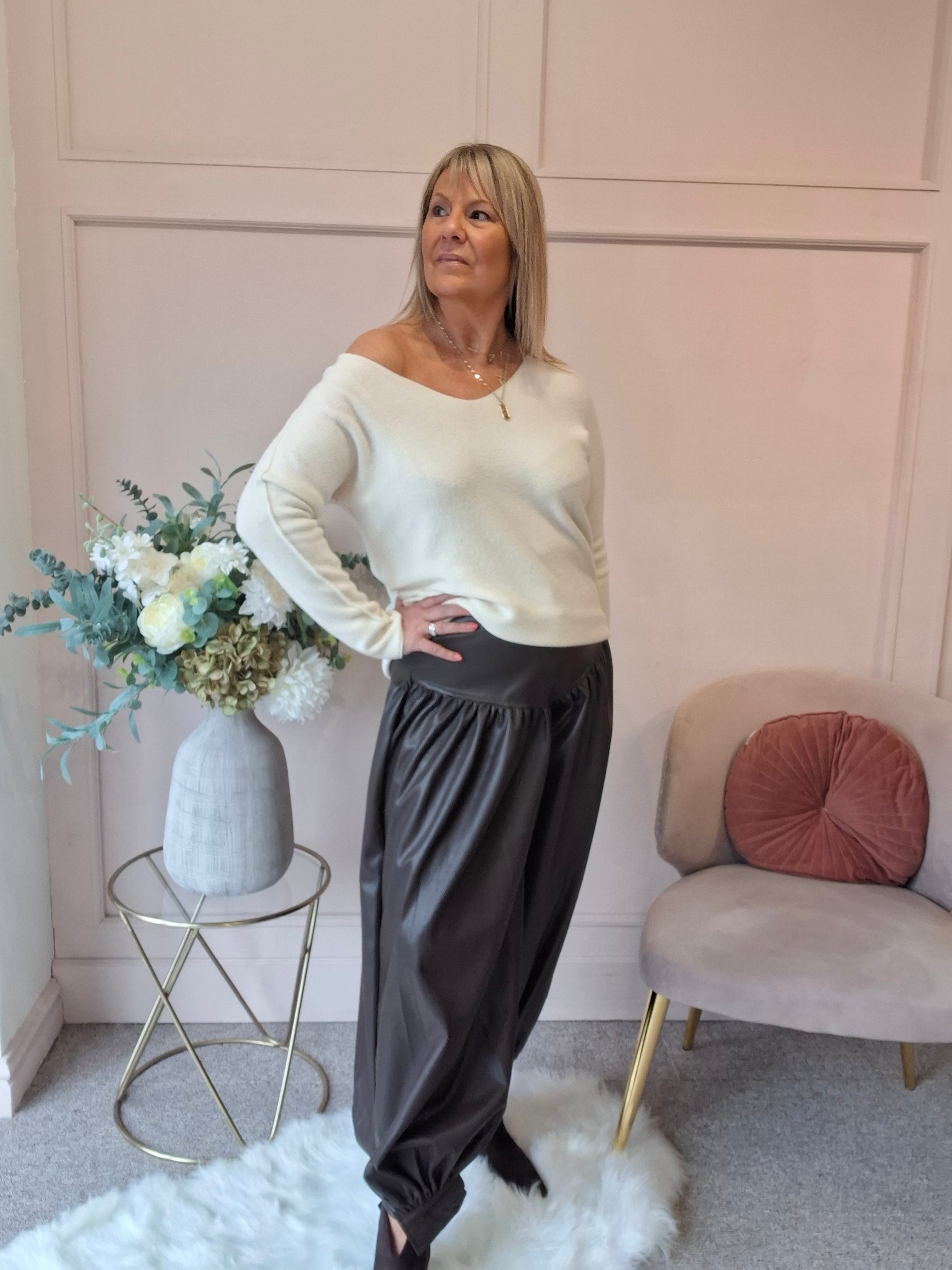 Quirky Faux Leather Cuffed Pant - Chocolate