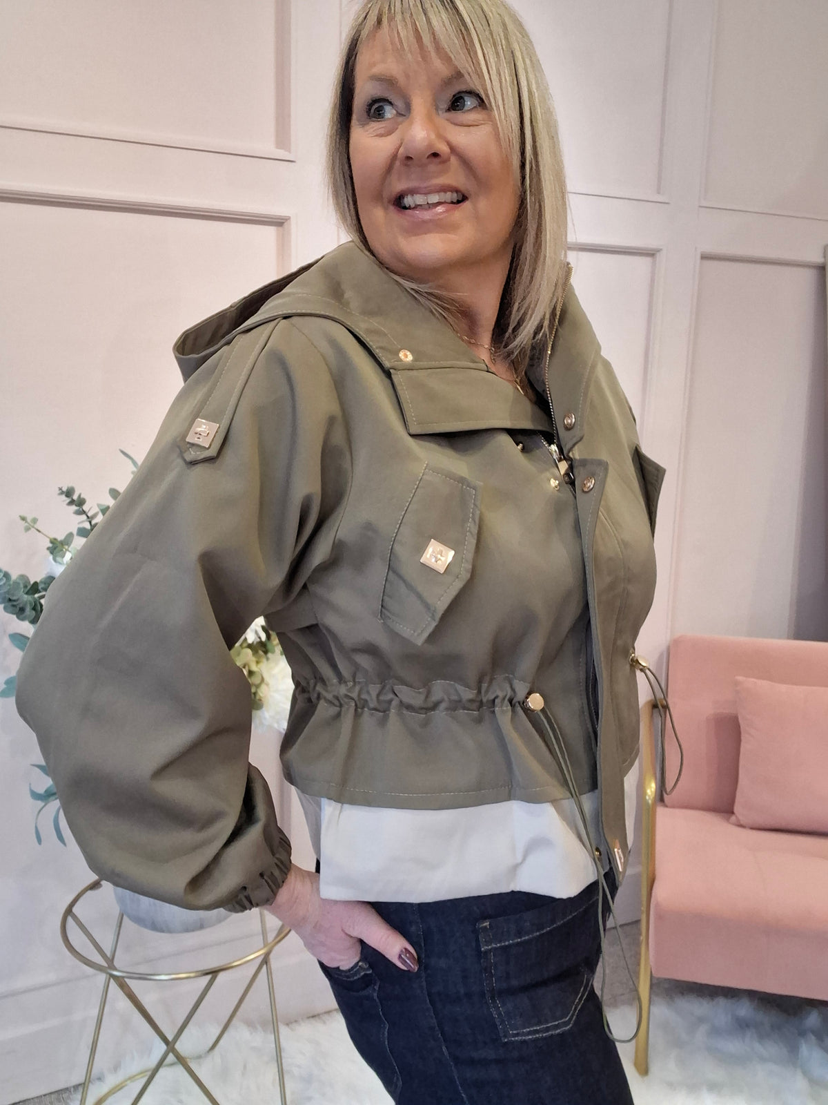 Short Hooded Jacket - Khaki/Cream