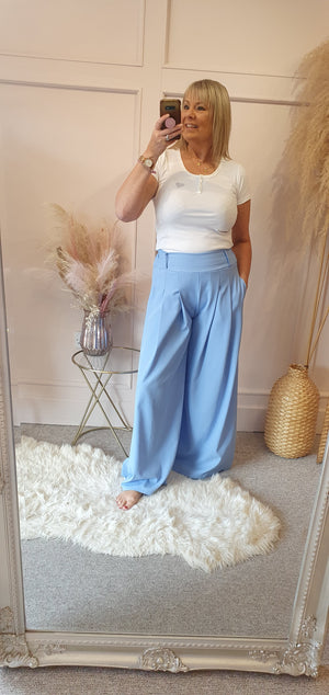 Sparkle Heart Slimfit T Shirt - White - Wardrobe By Simone