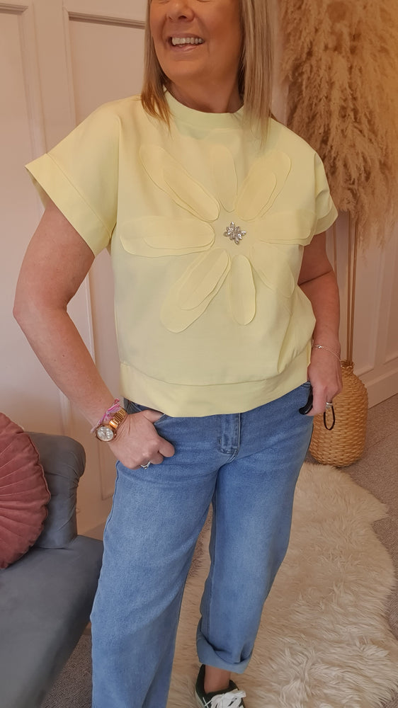 Big Daisy & Gems T Shirt - Yellow